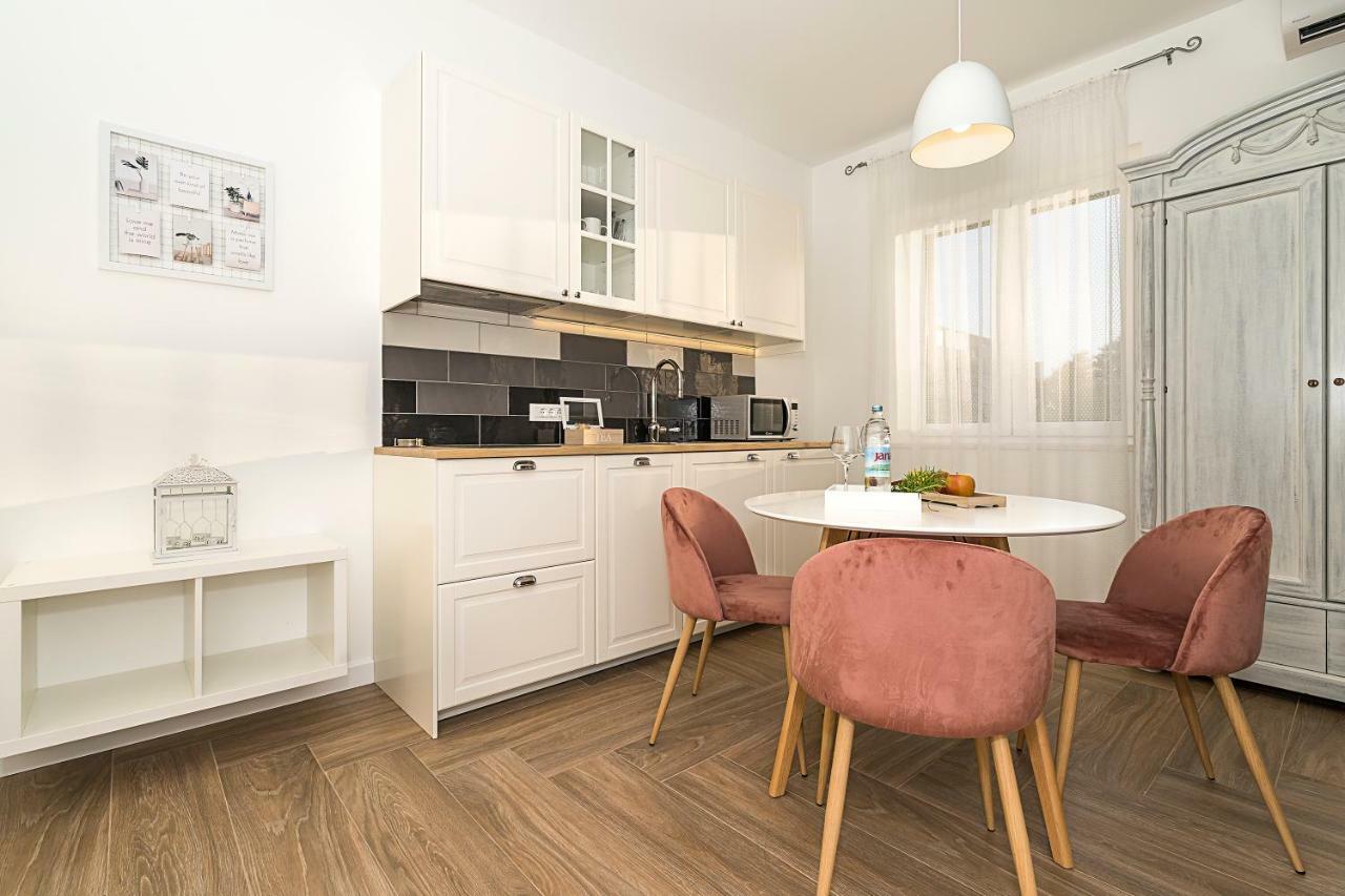 Studio Apartments Marcel Split Extérieur photo
