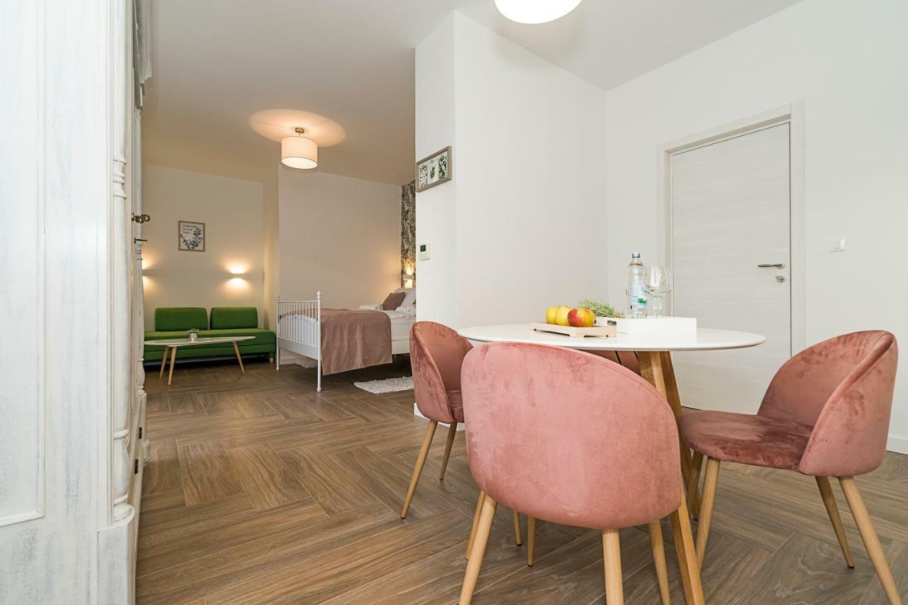 Studio Apartments Marcel Split Extérieur photo