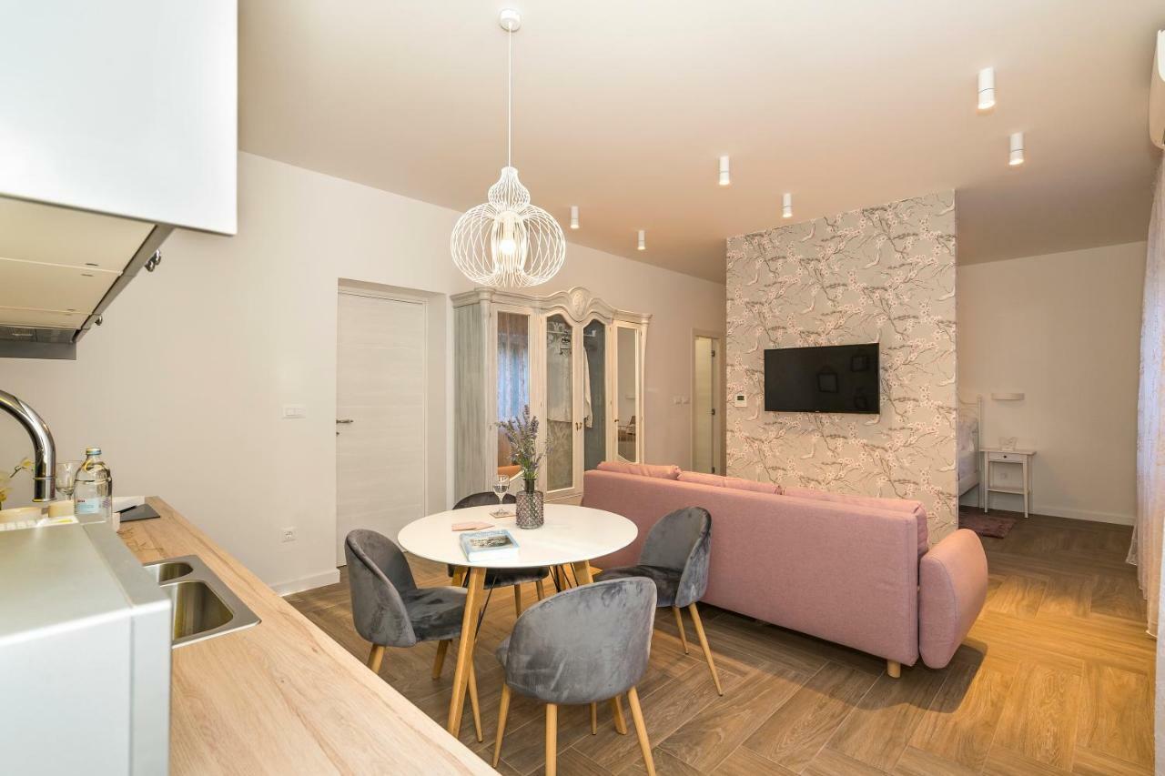 Studio Apartments Marcel Split Extérieur photo