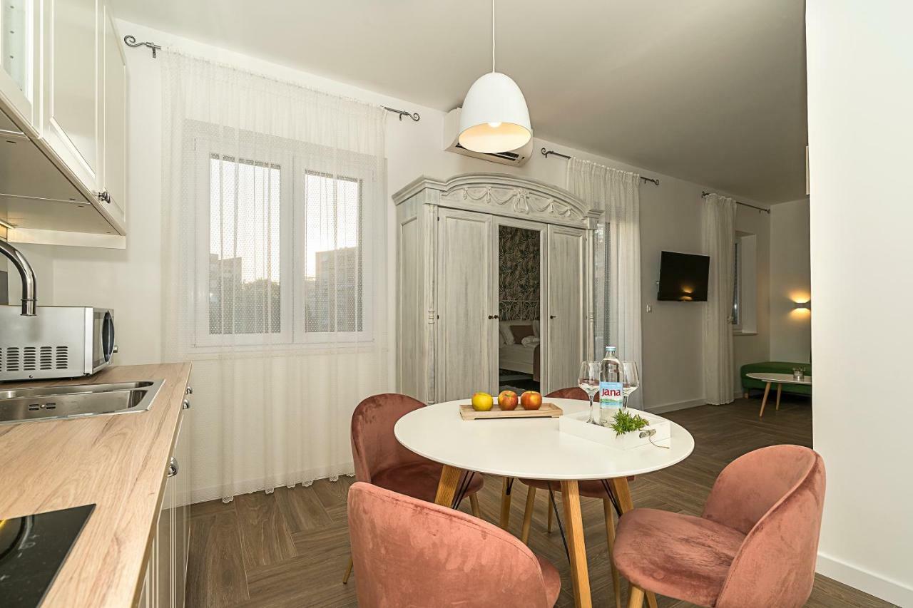 Studio Apartments Marcel Split Extérieur photo