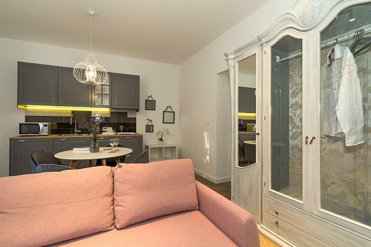 Studio Apartments Marcel Split Extérieur photo